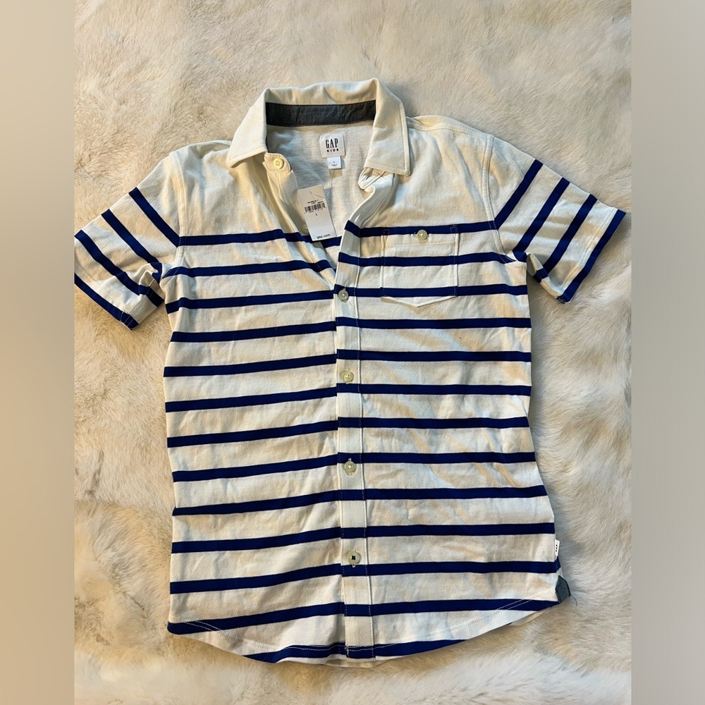 Gap Kids Short Sleeve Button Down Shirt Large NWT